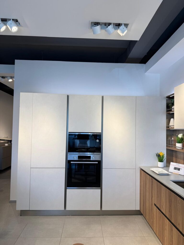 Veneta cucine – Modello Milano